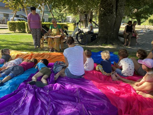 Lesen im Park