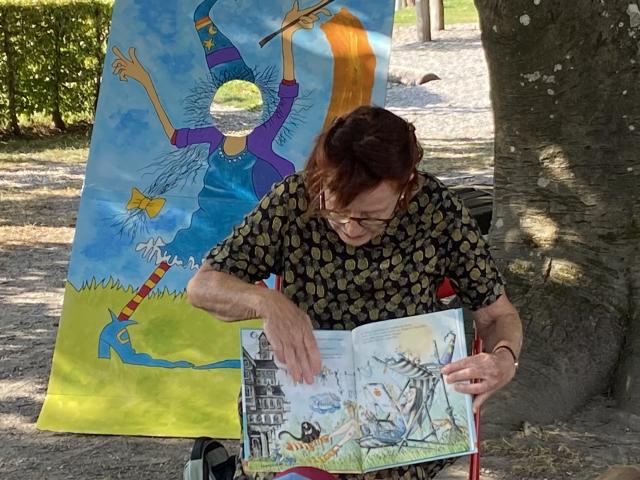 Lesen im Park