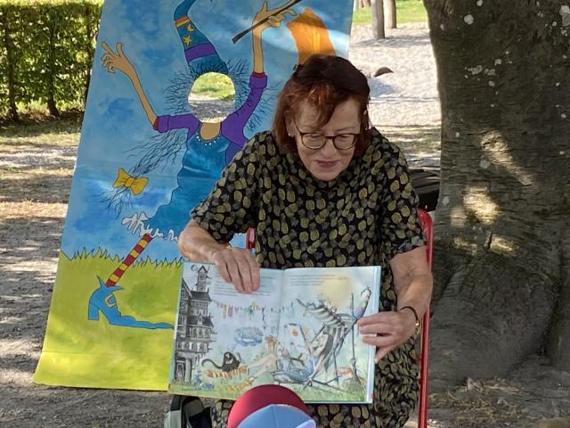 Lesen im Park